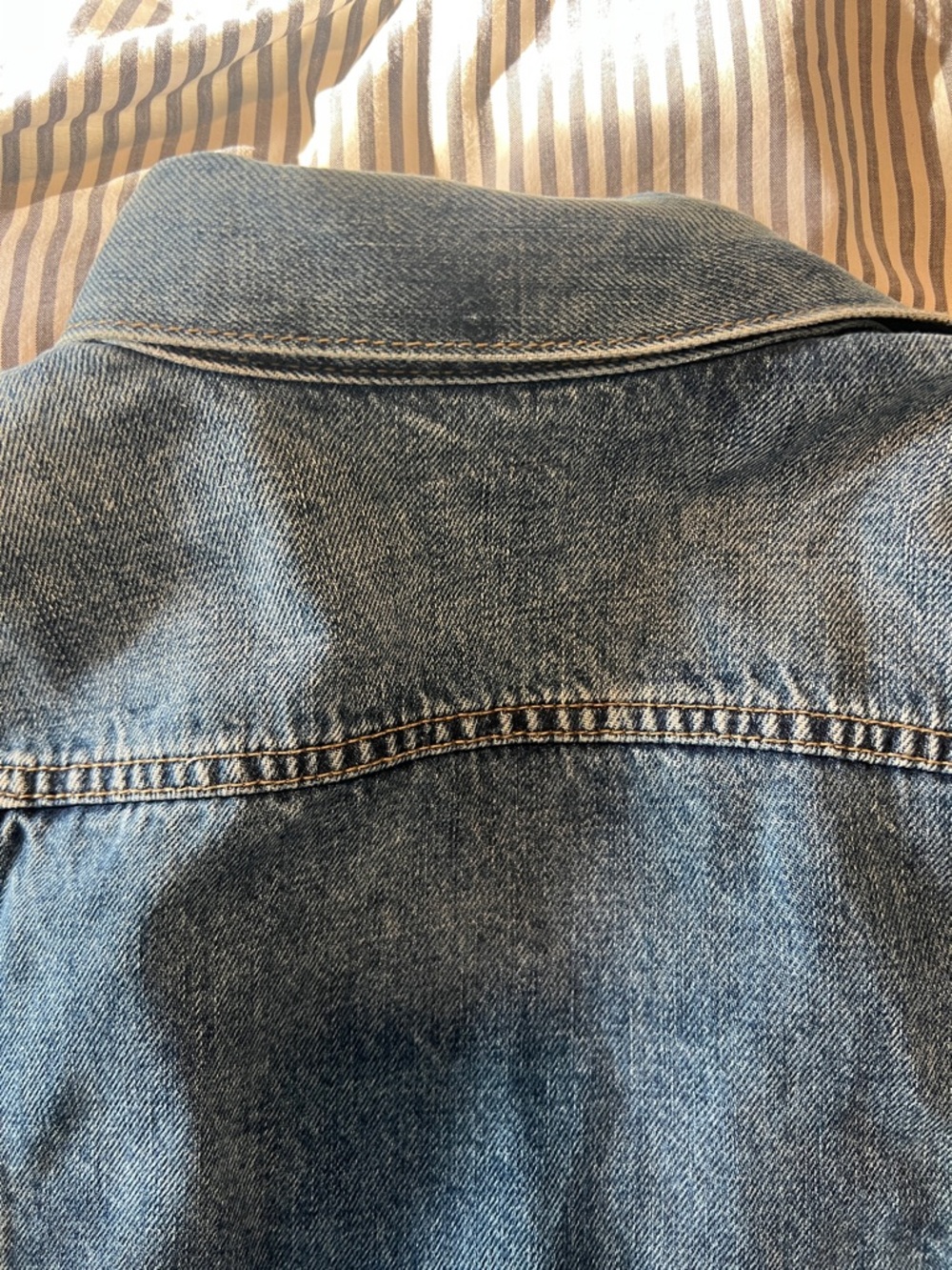 Vintage GAP Blue Denim Jacket with Crown Embroidered Patches - Picture 8 of 8